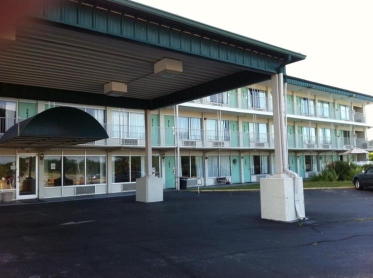 Motel 6 Richmond, Ky Eku Campus Area ภายนอก รูปภาพ