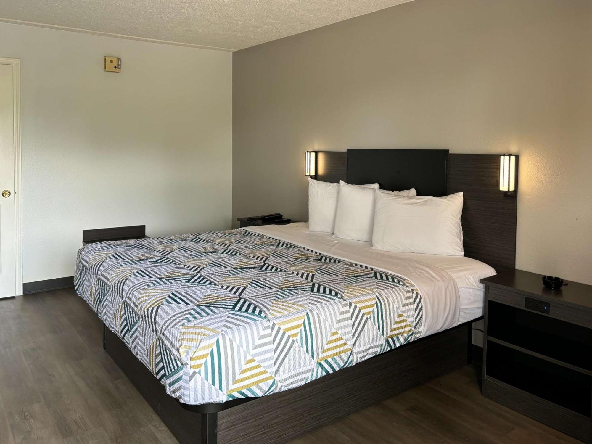 Motel 6 Richmond, Ky Eku Campus Area ภายนอก รูปภาพ