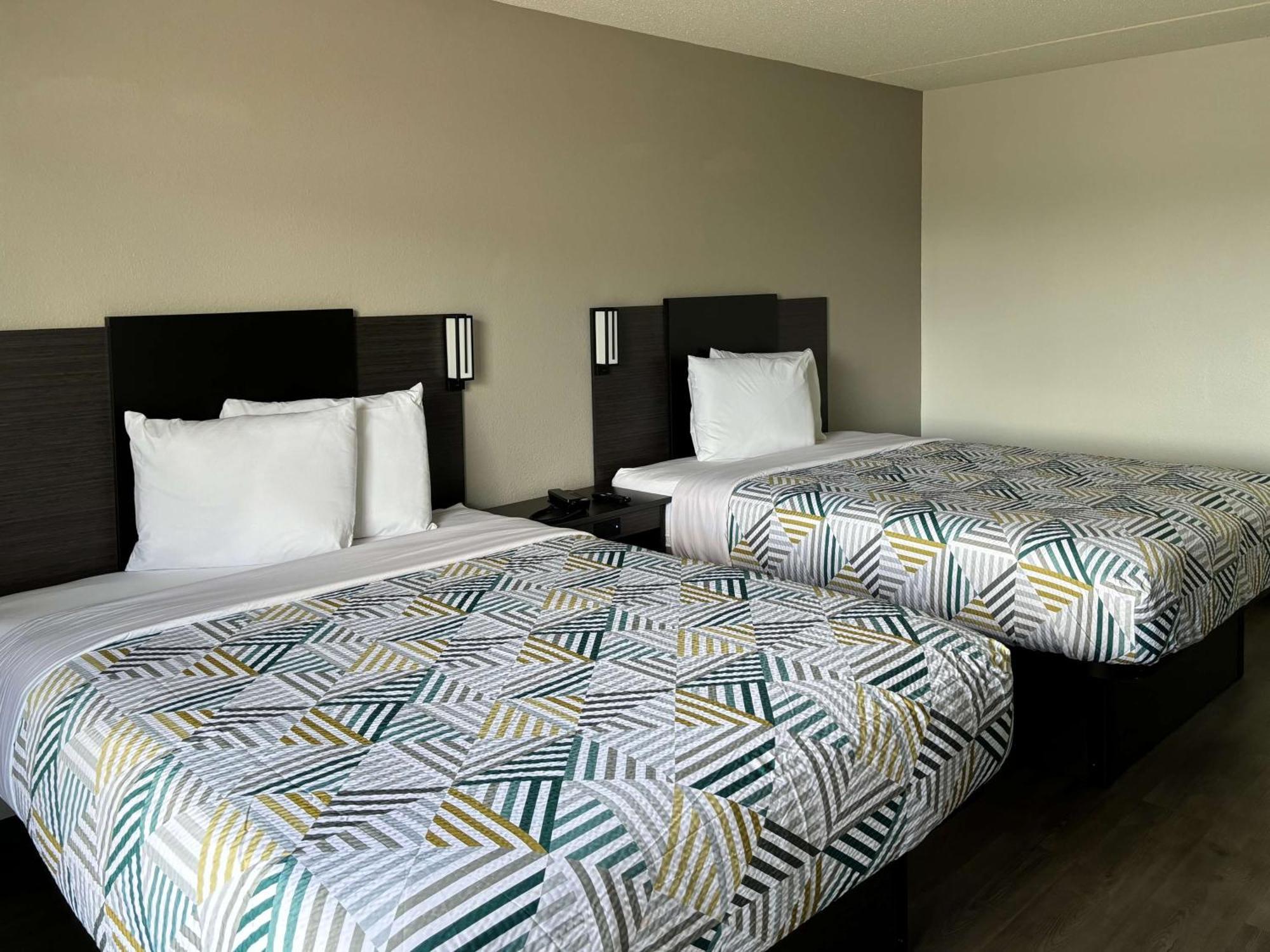 Motel 6 Richmond, Ky Eku Campus Area ภายนอก รูปภาพ