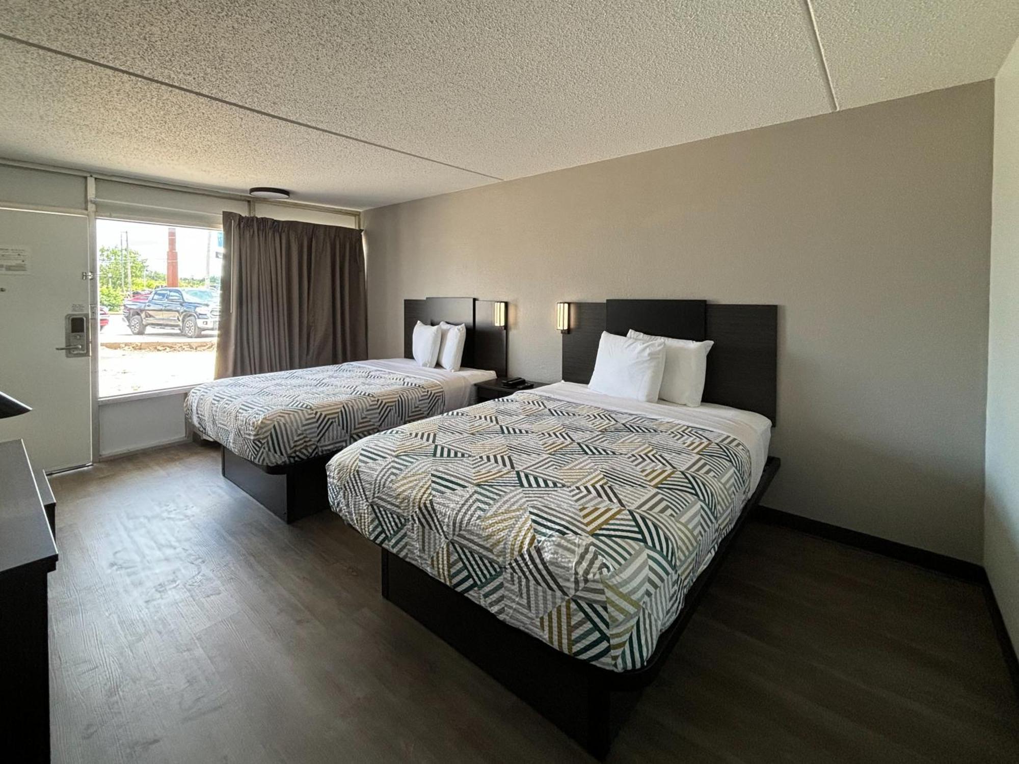 Motel 6 Richmond, Ky Eku Campus Area ภายนอก รูปภาพ