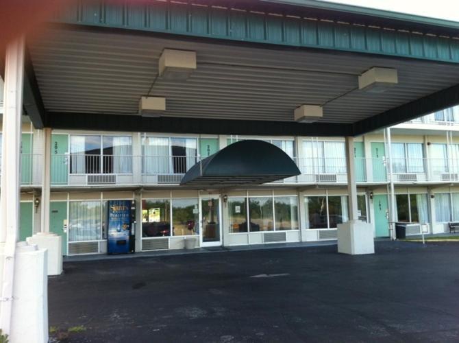Motel 6 Richmond, Ky Eku Campus Area ภายนอก รูปภาพ